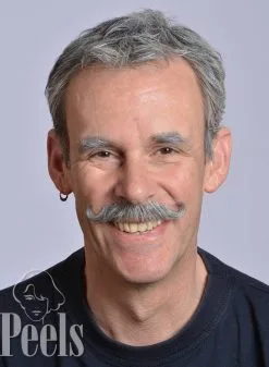 Kryolan Handgeknoopte Snor Van Echt Haar, Krul, Type 9215 11 Kryolan Handgeknoopte Snor Van Echt Haar, Krul, Type 9215 -Carnavonix Verkoopwinkel kryolan handgeknoopte snor van echt haar krul type 3